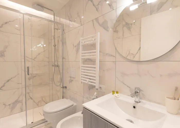 Apartment Modern & Stylish Near Isola & Station Mailand