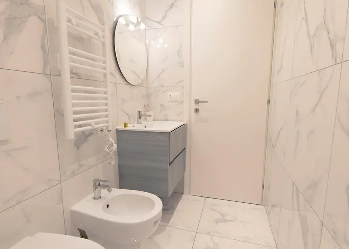Apartment Modern & Stylish Near Isola & Station Mailand