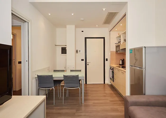 Pier Capponi Apartment Milan