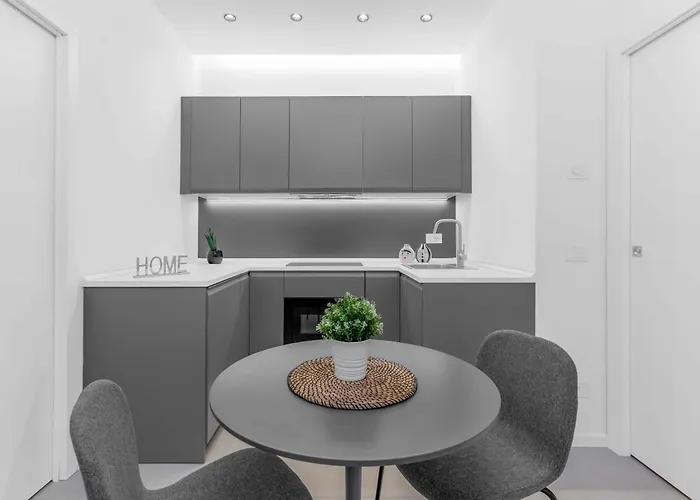 Le23 Duomo-loreto - - Modern * Milano