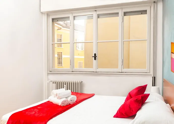 Artstay - Garibaldi Tower, Near Metro Station M5, M2 Milan