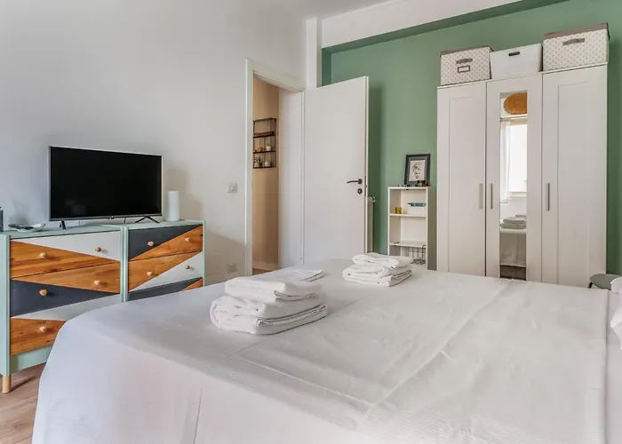 Appartamento 4 Pax Wi-fi Lorenteggio Milano