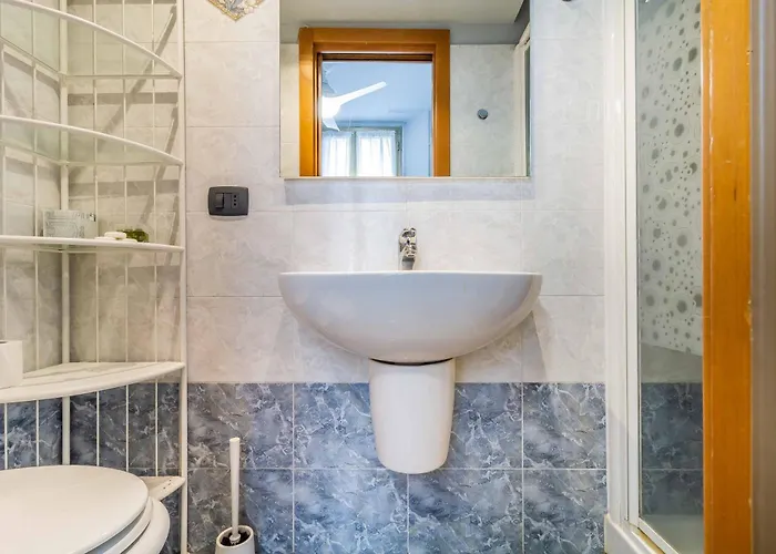 Domusmi Alessi 公寓