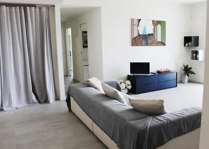 Hbhall Skyline Apartment *