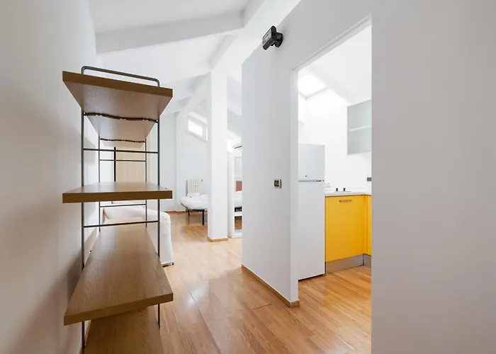 Guesthost - Viale Umbria Bright * Milano