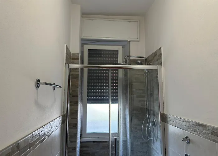 Confortevole * Milán