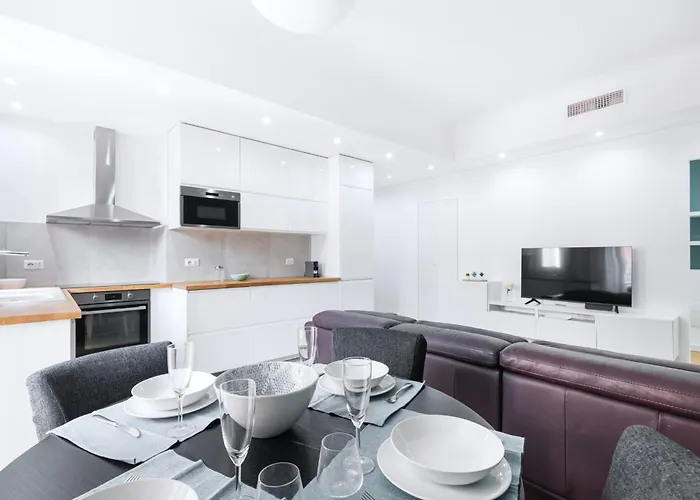 Easylife - - Bligny 29 D5p - Porta Romana *