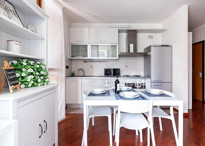 Apartment Caterina A 5 Minuti Da Fiere E San Siro Con Wifi-netflix-free Parking