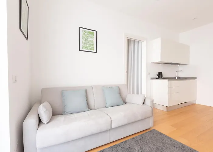 Easytopstay - Bramante Cozy Flat Милан