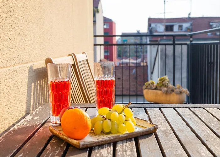 Grazioso Sui Navigli A 5 Minuti Dalla Metropolitana E Via Tortona Apartament *
