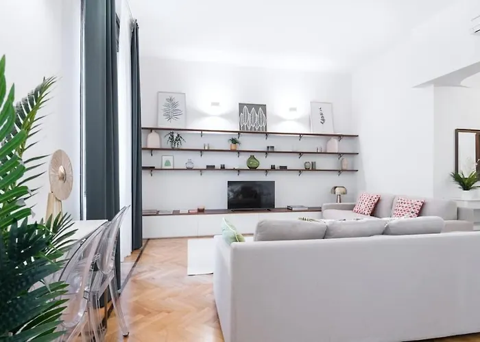 Easylife - - Piazza Grandi 6 - Porta Vittoria *