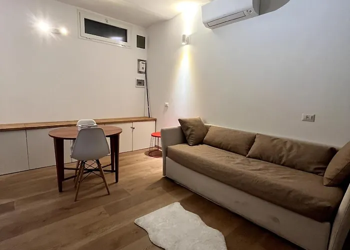 Pola's House Daire Milano