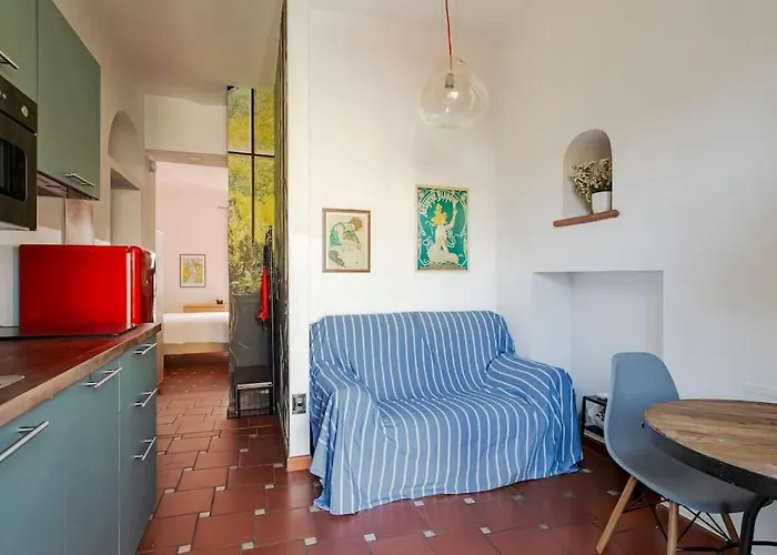 Alessandro 10 Mins Duomo 米兰