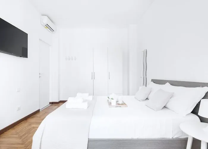 Easylife - - Montenero 4 - Porta Romana Milánó