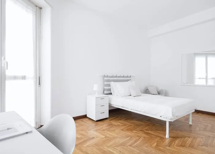 Easylife - - Montenero 4 - Porta Romana * Milánó