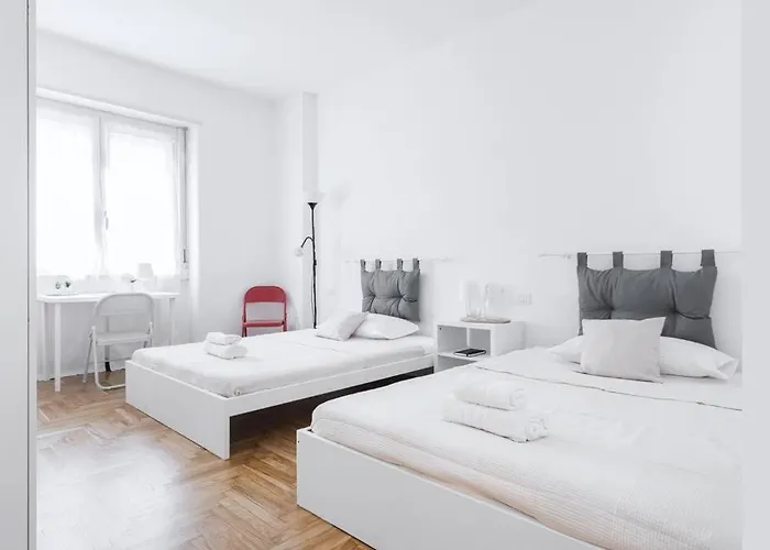 Easylife - - Montenero 4 - Porta Romana Milánó