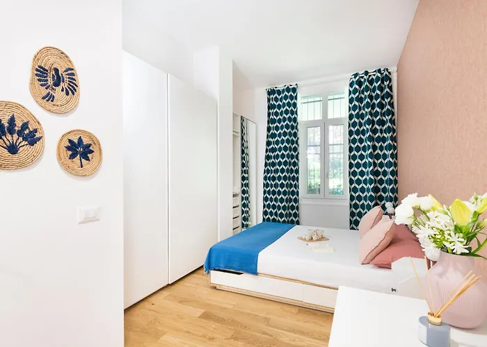 Easylife - - Corso Porta Nuova 15 - Brera Милан