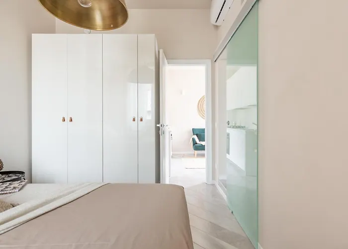 Stylish Studio, Skyline View, Modern Amenities * Mediolan