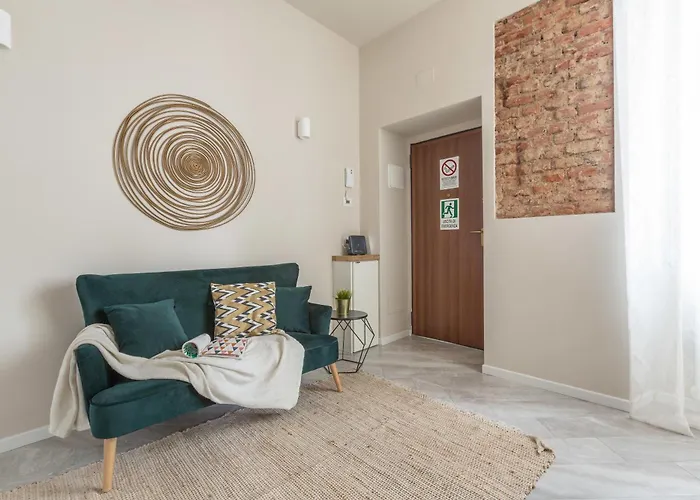 Apartament Stylish Studio, Skyline View, Modern Amenities Mediolan