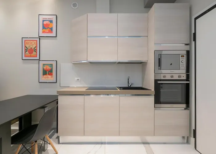 Apartment Xenia - Elegant Three-room In Moscova Area