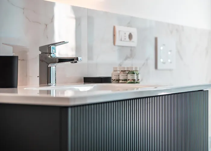 Keys Of Italy - Piazza Vetra Roomy Apartment