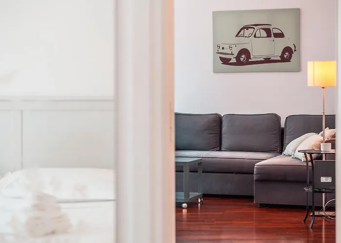 Keys Of Italy - Piazza Vetra Roomy Apartment