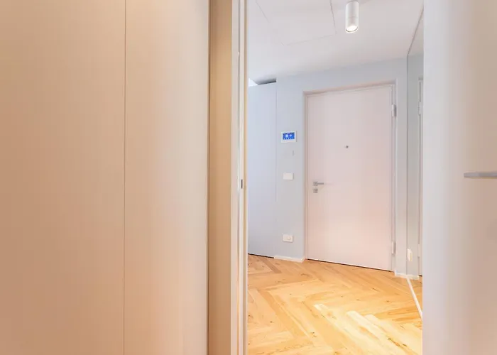 Appartement Crocetta Living By Halldis Milan