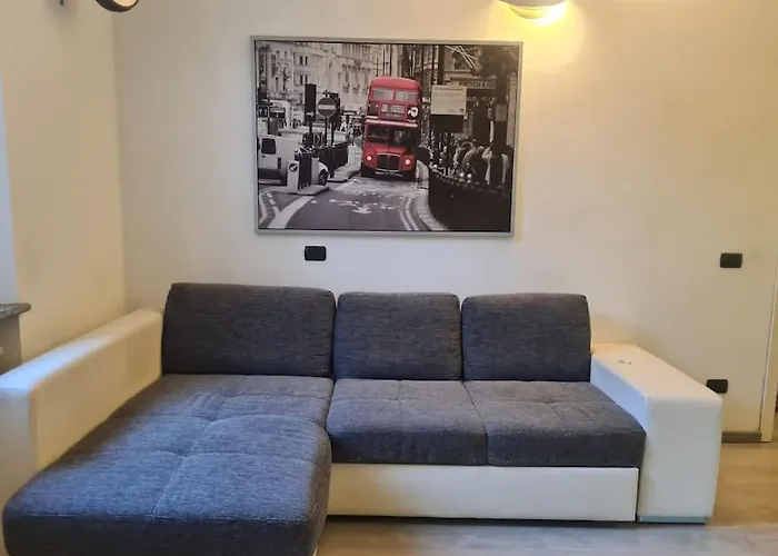 아파트 Porta Romana Experience - Authentic Milanese Flat *