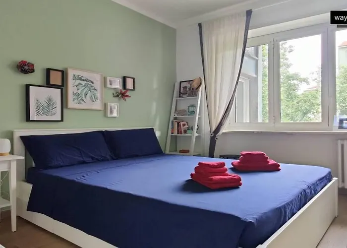 Certosa District 2 Apartman *