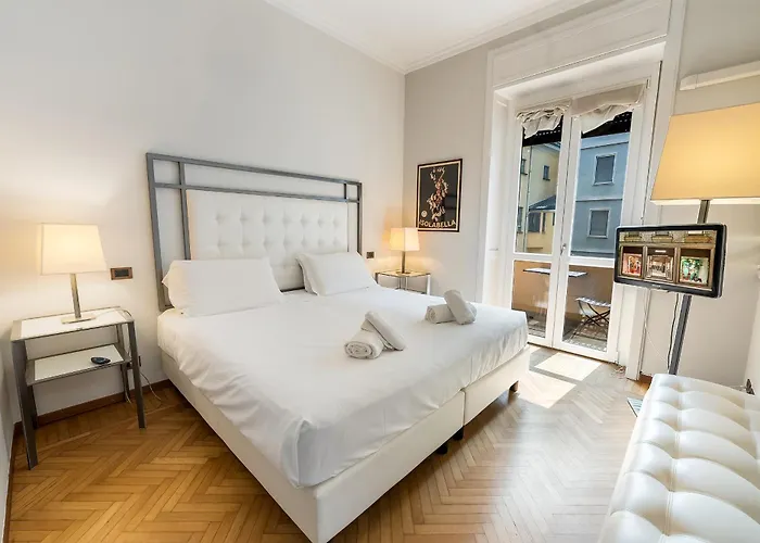Apartment Tra Via Brera E Via Spiga, Deluxe Mailand