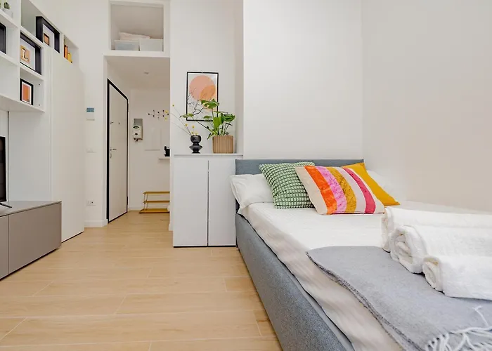 Comfy & Chic Near Universita Iulm & Famagosta-ideal For Work 아파트