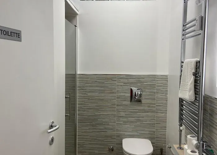 Apartmán Modern - 10 Min From Station And Shops
