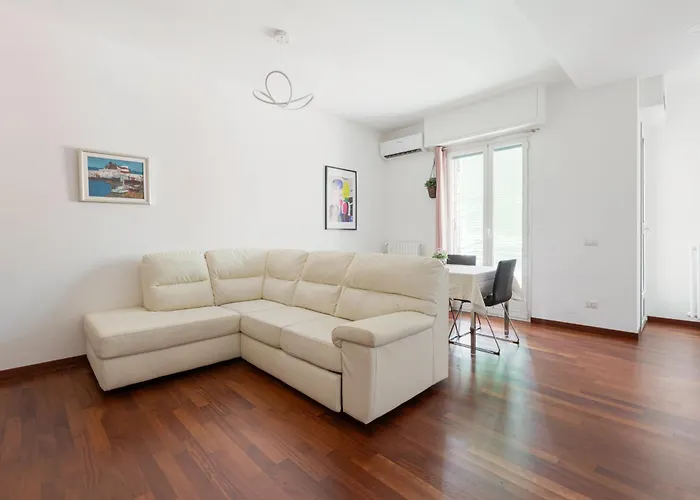 Guesthost - Lorenteggio Gelsomini Cozy Mediolan