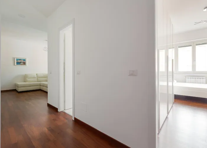 Guesthost - Lorenteggio Gelsomini Cozy * Mediolan