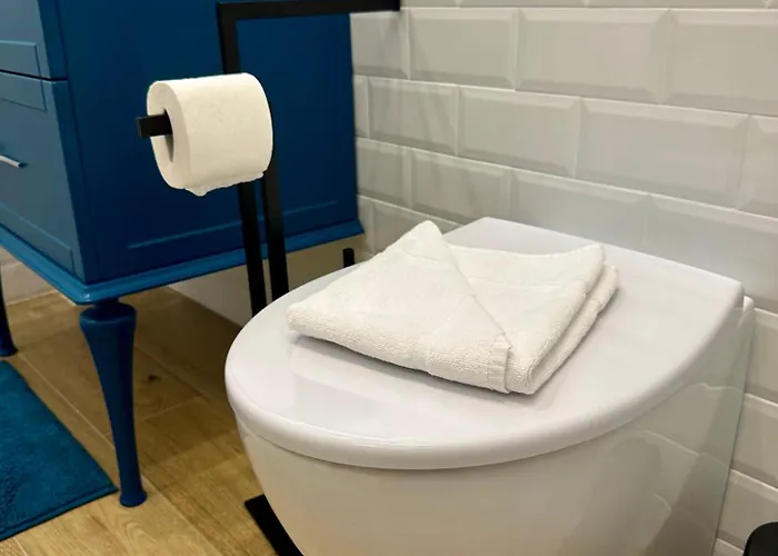 Lr Deluxe - Porta Venezia - Bilocale Con Giardino Privato アパート *