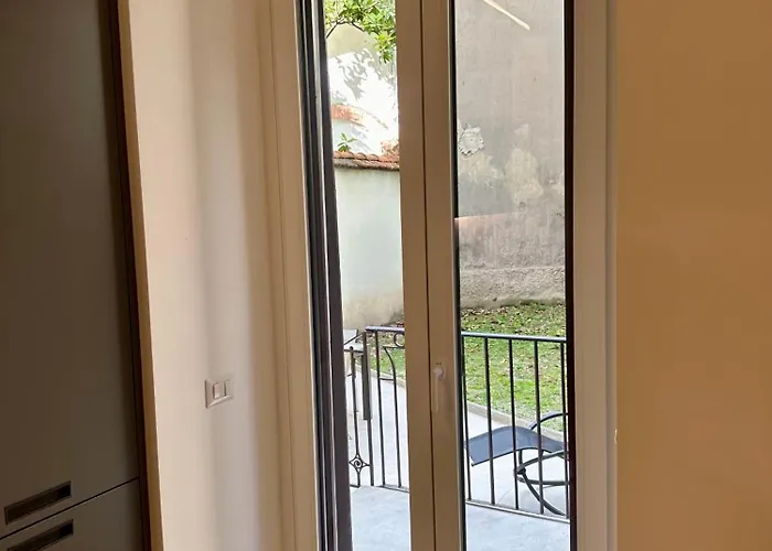 Lr Deluxe - Porta Venezia - Bilocale Con Giardino Privato *