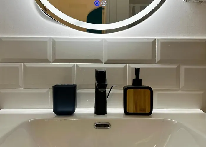 Lr Deluxe - Porta Venezia - Bilocale Con Giardino Privato アパート *