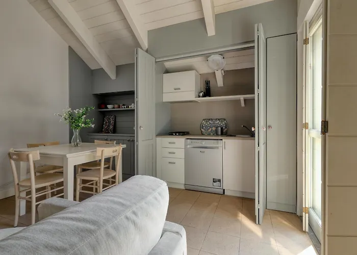 Joivy Cosy 1br Flat Near Sempione Park 아파트 *