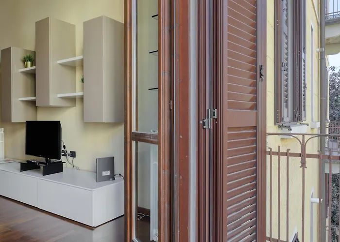 Joivy Inviting 1br Flat Near Citylife District Apartmán