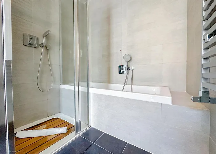 Daire Capelli 2 - Corso Milano