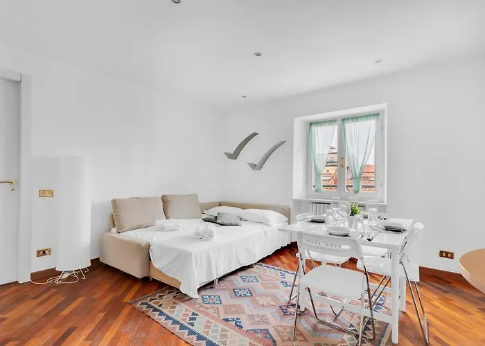 E Luminoso-4 Persone-metro M2 E Navigli Daire Milano