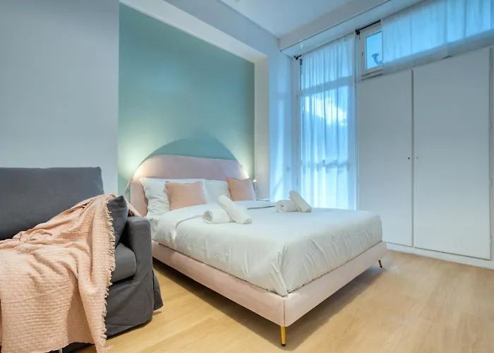 Italianflat - Elegant With Balcony In Navigli 3*