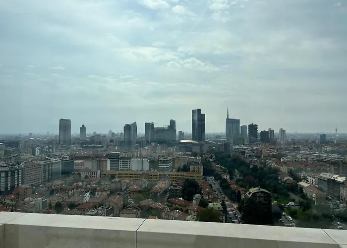 Torre Skyview Gym Pool & Rooftop 公寓 *