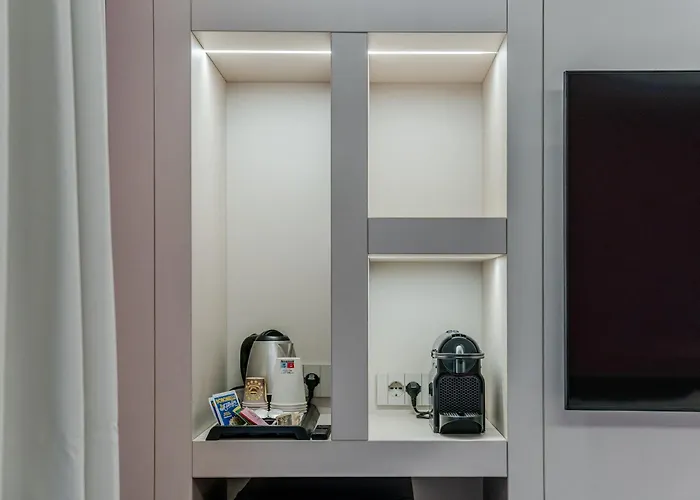 Ticinese 4* Milão