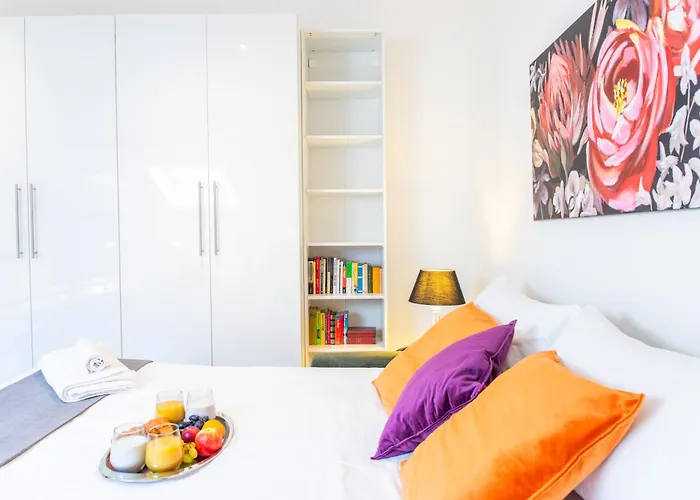 Apartment Prada District Elegant - 20 Min To Duomo Di Milan