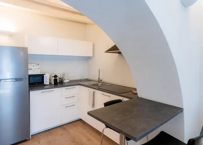 Eleganza Design Corso Porta Garibaldi - 80 Mq Milano