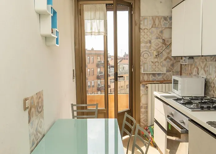 Front Metro Lucania * Milano