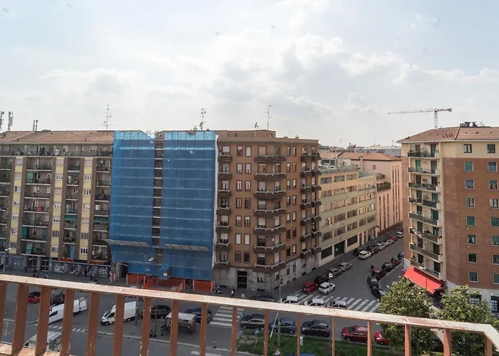 Appartamento Front Metro Lucania