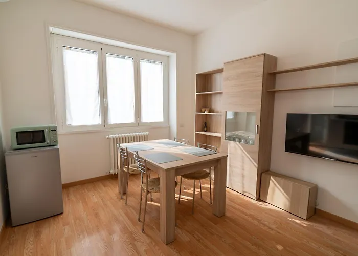 Sun & Color - - 20 Mins Citycenter Apartment *
