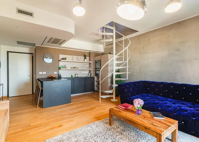 Fiftyfive-one Zuretti